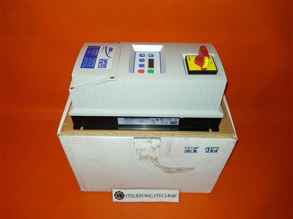 Lenze SMVector ESV371N02SLCXX1F46 AC Inverter - 0,37 kW