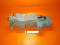 Lenze geared motor GST05-3M VCK071C32 / MDEMAXX071-32C0C