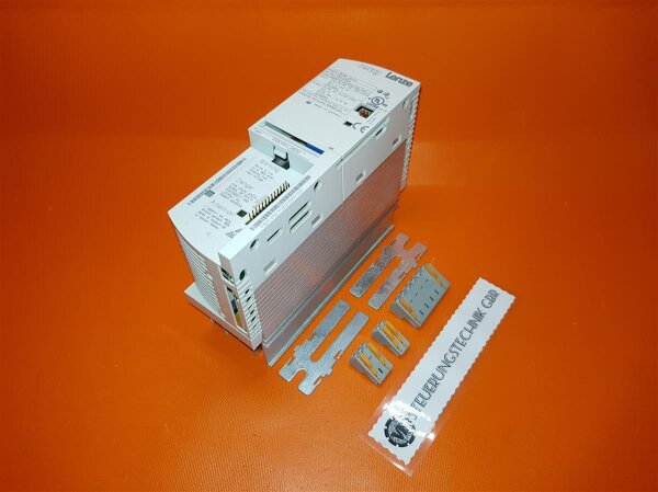 Lenze Frequenzumrichter Type:  E82EV551K2B200 /  E82EV551_2B200   - 0,55 kW