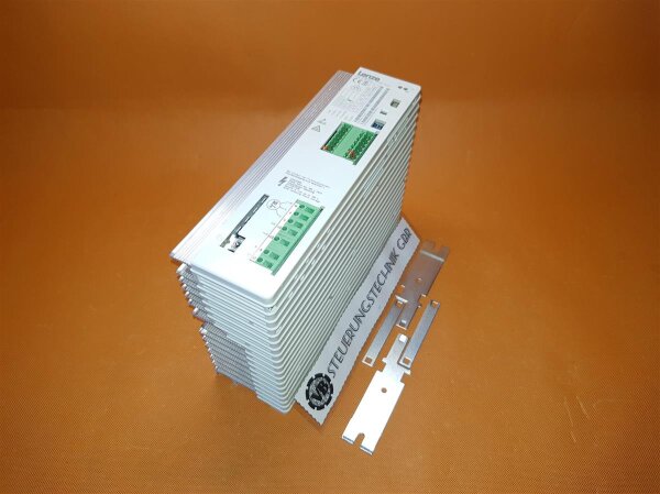 Lenze Frequenzumrichter Type: EVF8203-E  /  EVF8203_E    1,5 kW