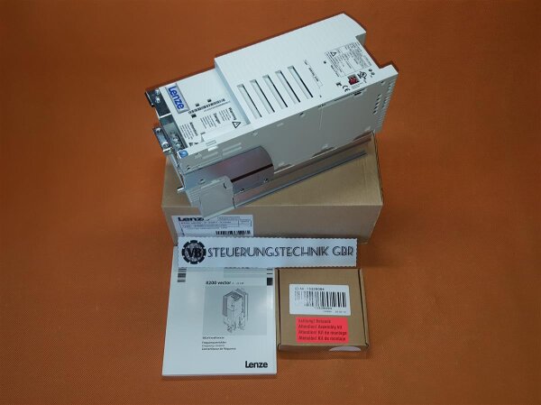 Lenze Frequenzumrichter Type: E82EV302K2C200  /  E82EV302_2C200  - 3,0 kW